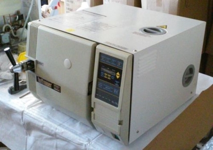 Picture of Reconditioned Tuttnauer 2540EKA Fast Steam Sterilizer