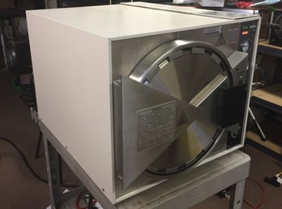 reconditioned large tabletop Magnaclave sterilizer